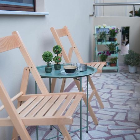 Comfy & Modern Apartment In The Heart Of Heraklion Esterno foto